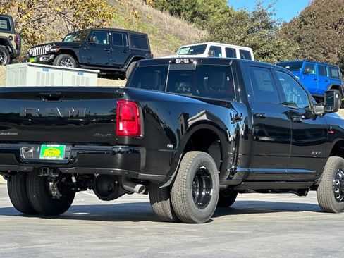New 2026 RAM 3500 Laramie AWD/4WD image 4