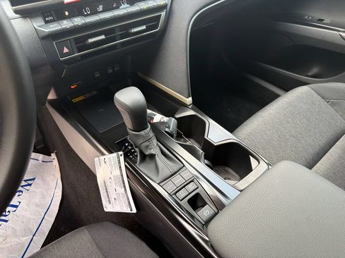 New 2026 Toyota Camry LE w/ Convenience Package FWD image 30