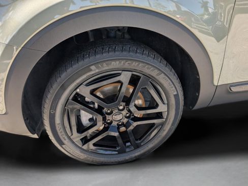 Used 2025 Kia Telluride EX X-Line AWD/4WD image 29