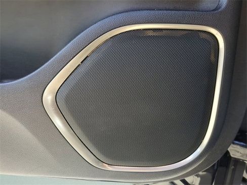 Used 2021 Lincoln Nautilus Reserve image 49