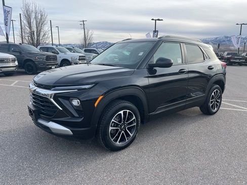 Used 2025 Chevrolet TrailBlazer LT image 8