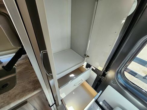 Used 2021 RAM ProMaster 1500 w/ Convenience Group FWD image 29