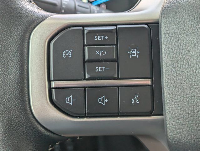 Used 2024 Ford Expedition XLT RWD image 26
