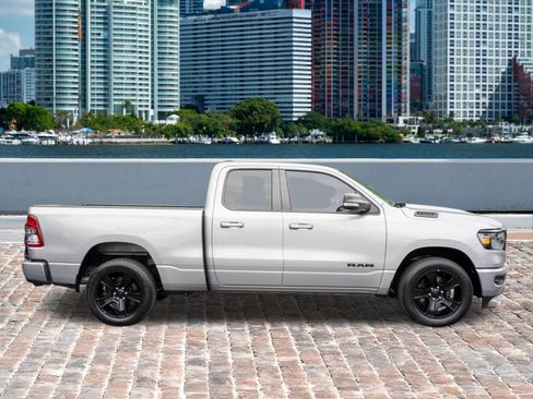 Used 2022 RAM 1500 Big Horn w/ Night Edition image 4