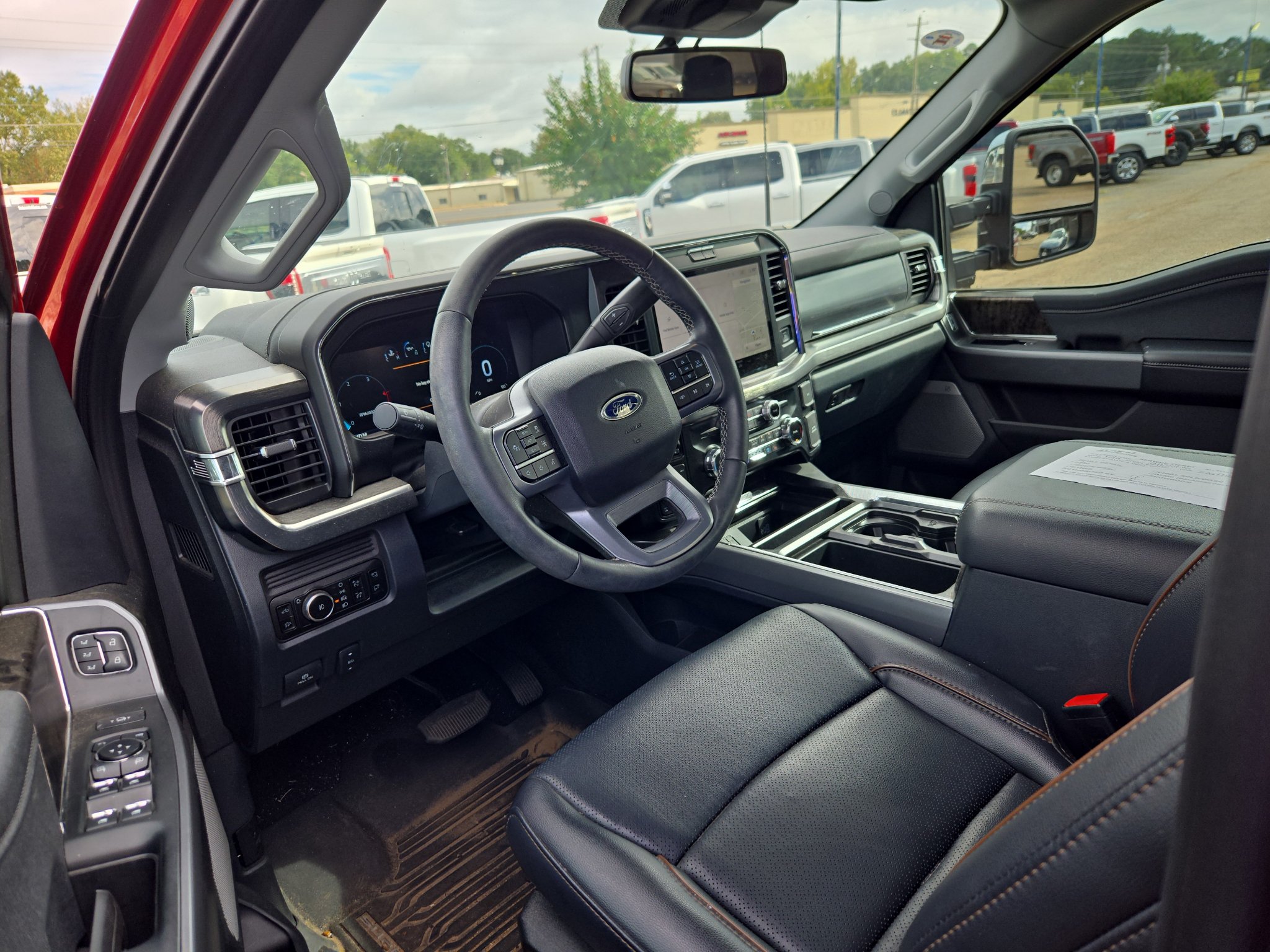 Used 2025 Ford F250 Lariat w/ Lariat Ultimate Package AWD/4WD image 15
