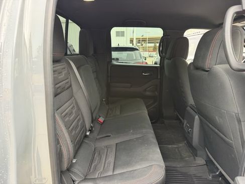 Used 2025 Nissan Frontier PRO-4X w/ Pro Convenience Package AWD/4WD image 32
