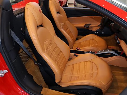 Certified 2019 Ferrari 488 Spider RWD image 38