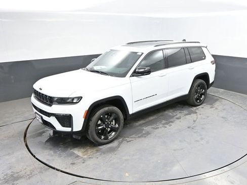 New 2026 Jeep Grand Cherokee L Limited AWD/4WD image 36