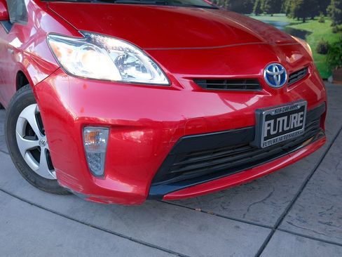 Used 2012 Toyota Prius Four image 7