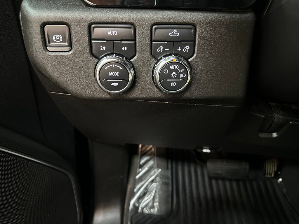 Used 2023 GMC Sierra 1500 Elevation AWD/4WD image 33