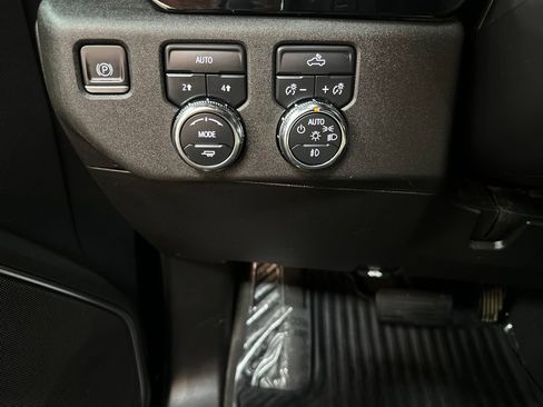 Used 2023 GMC Sierra 1500 Elevation AWD/4WD image 33