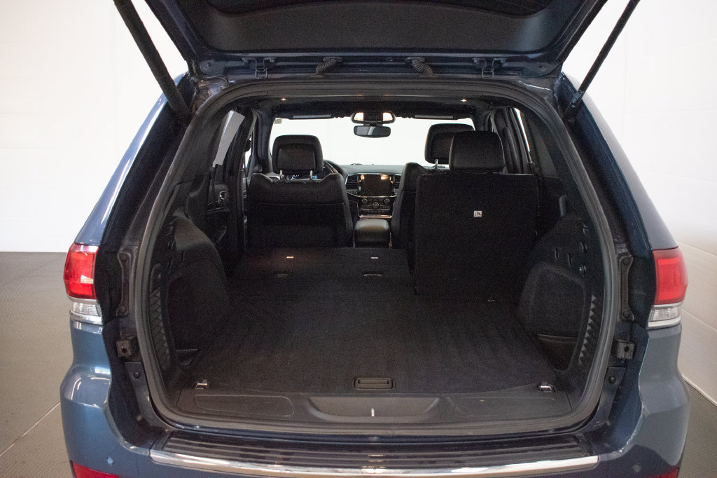 Used 2021 Jeep Grand Cherokee Limited AWD/4WD image 26