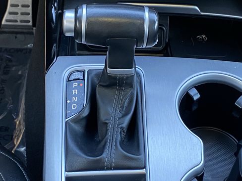 Used 2020 Kia Stinger GT1 image 25