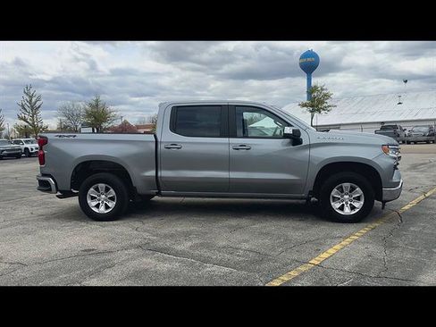 Certified 2025 Chevrolet Silverado 1500 LT AWD/4WD image 31