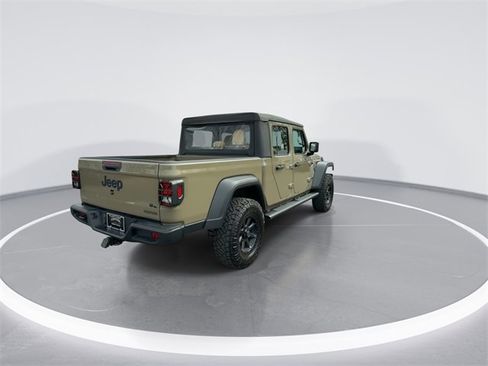 Used 2020 Jeep Gladiator Sport image 8