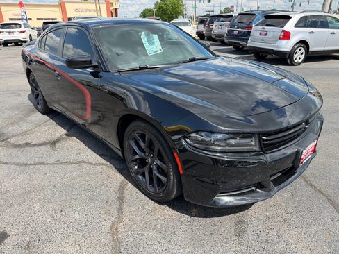 Used 2021 Dodge Charger SXT w/ Blacktop Package image 14