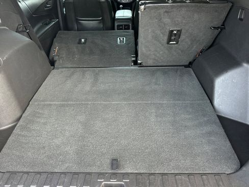 Used 2019 Chevrolet Equinox Premier AWD/4WD image 15