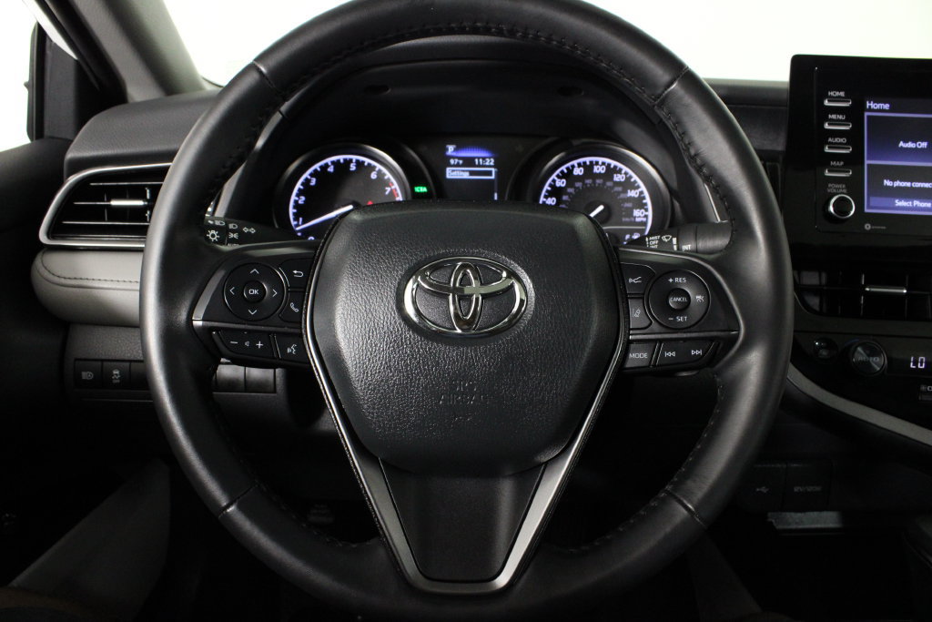 Used 2024 Toyota Camry SE w/ Convenience Package FWD image 9