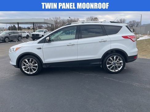Used 2016 Ford Escape SE w/ SE Chrome Package image 7