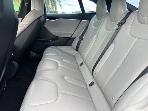 Used 2016 Tesla Model S 90D image 22
