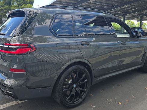 Used 2023 BMW X7 M60i w/ Executive Package image 3