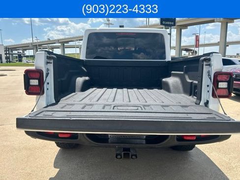 Used 2020 Jeep Gladiator Rubicon AWD/4WD image 9