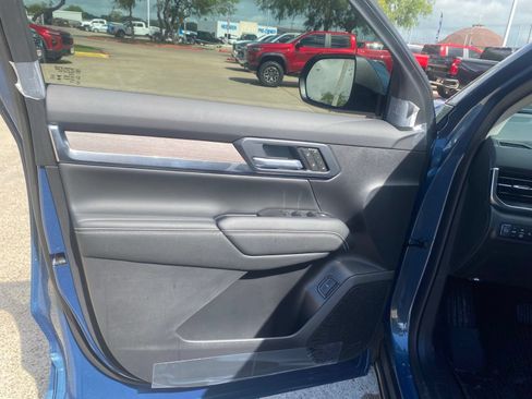 New 2026 GMC Terrain Denali AWD/4WD image 17