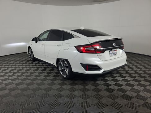 Used 2019 Honda Clarity Base image 6