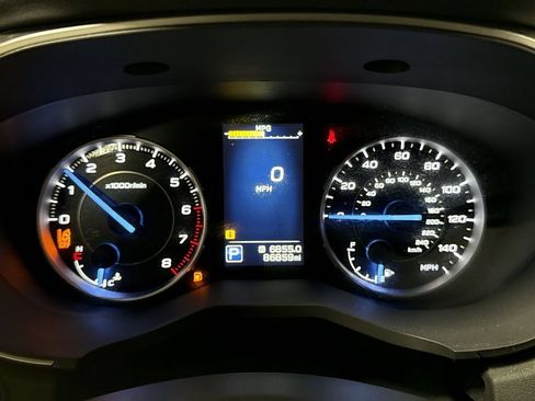 Used 2022 Subaru Ascent Limited AWD/4WD image 12