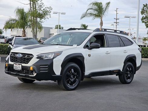 Used 2022 Subaru Outback Wilderness w/ Wilderness Package image 6