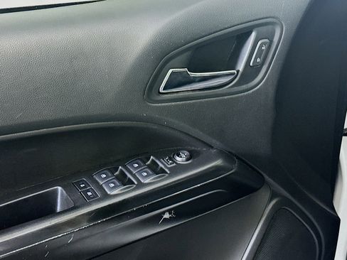 Used 2019 Chevrolet Colorado LT image 15