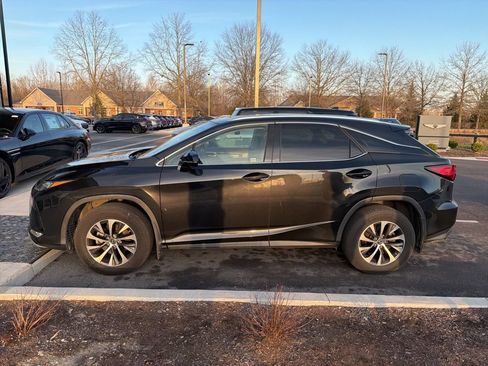 Used 2022 Lexus RX 350 AWD w/ Premium Package image 3