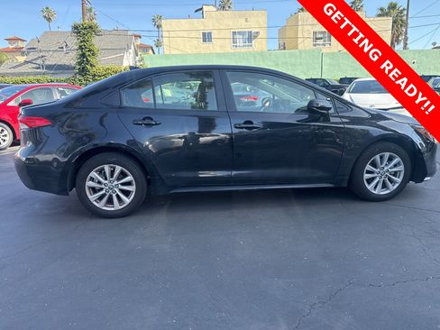 Used 2024 Toyota Corolla LE image 7