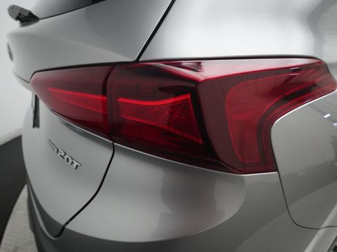 Used 2020 Hyundai Santa Fe Limited AWD/4WD image 31
