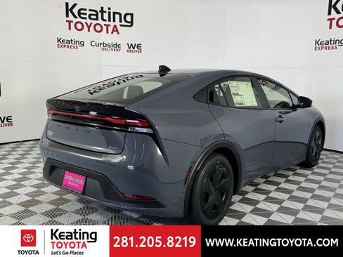 New 2026 Toyota Prius LE image 14