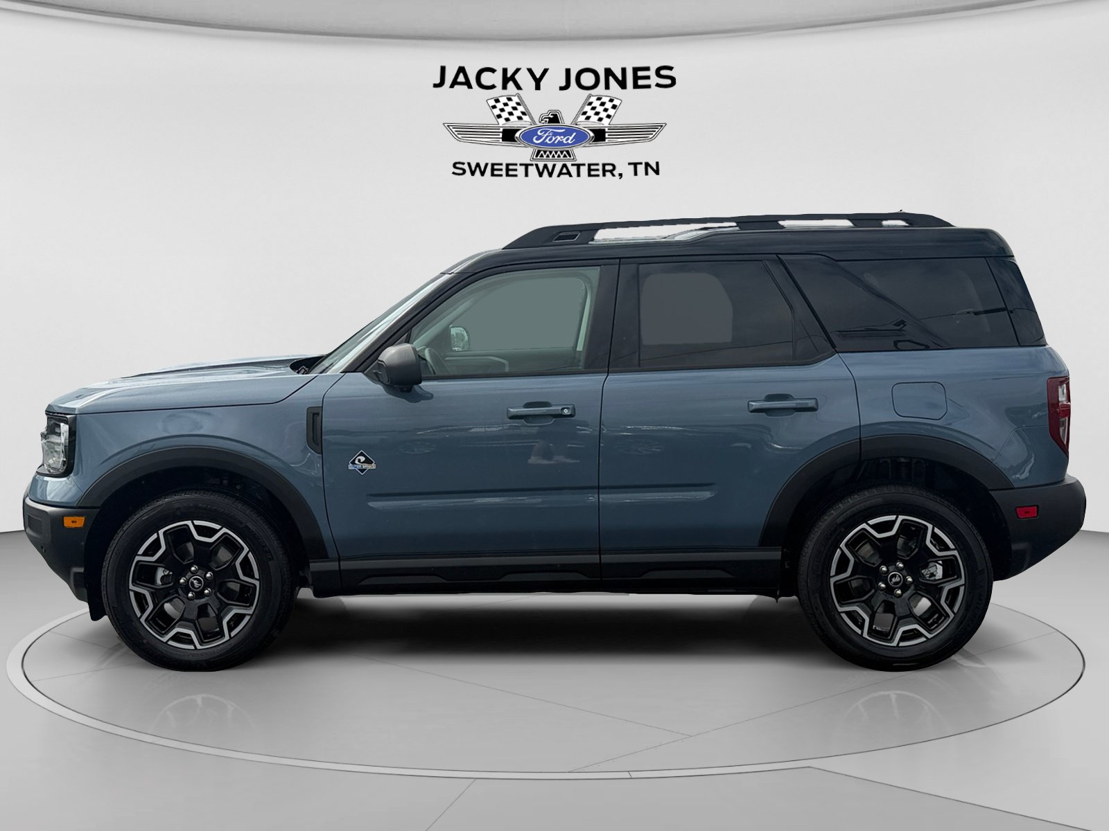 New 2026 Ford Bronco Sport Outer Banks w/ Outer Banks Tech Package+ AWD/4WD image 2