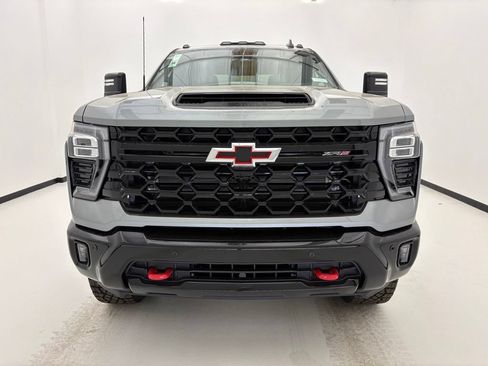 New 2026 Chevrolet Silverado 2500 ZR2 AWD/4WD image 23
