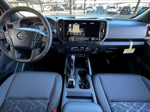 New 2026 Nissan Frontier SV image 5