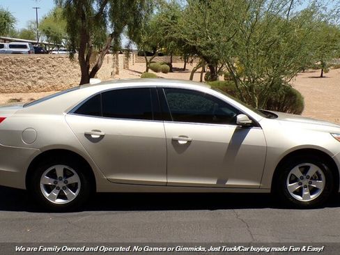 Used 2013 Chevrolet Malibu LT FWD image 6