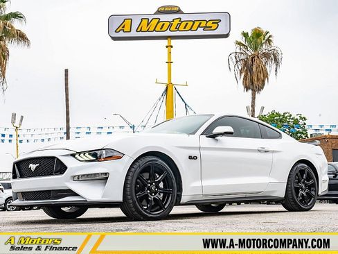 Used 2020 Ford Mustang GT Premium RWD image 1