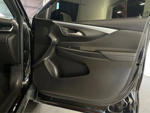 Used 2024 Buick Envista Preferred image 24