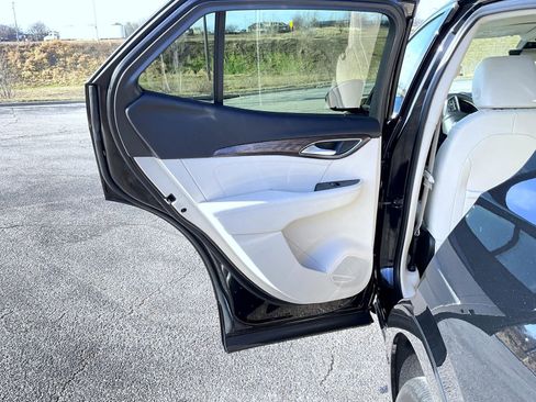 Used 2023 Buick Envision Avenir AWD/4WD image 20