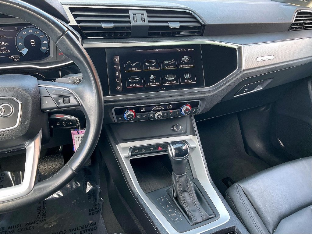 Used 2025 Audi Q3 2.0T Premium AWD/4WD image 17