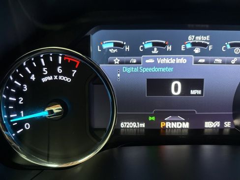 Used 2020 Ford Expedition XLT w/ Equipment Group 202A image 14