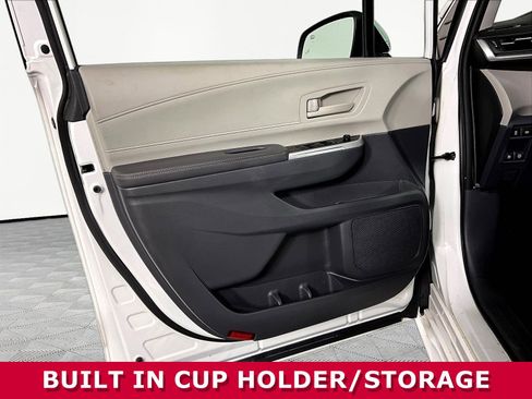 Used 2022 Toyota Sienna LE FWD image 17