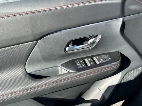 New 2026 Nissan Kicks SR w/ SR Premium Package image 10