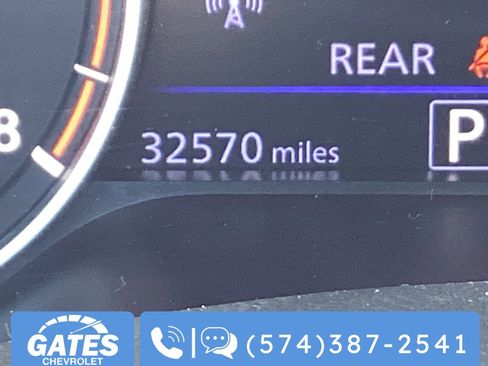 Used 2025 Nissan Altima 2.5 SV image 4