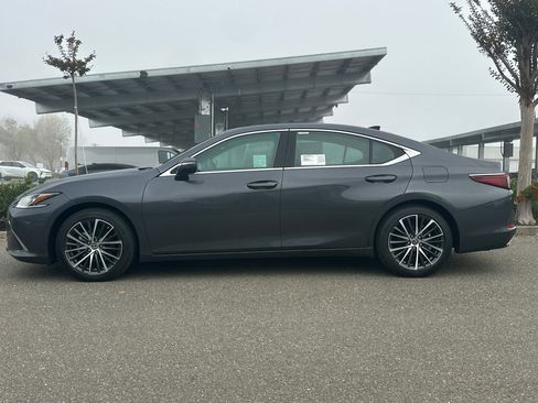 New 2025 Lexus ES 350 w/ Premium Package image 7