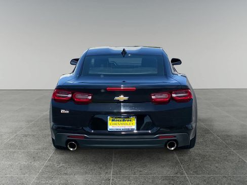 Used 2023 Chevrolet Camaro LT RWD image 4