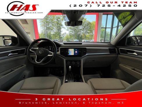 Used 2023 Volkswagen Atlas SEL AWD/4WD image 16